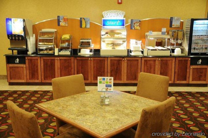 Holiday Inn Express Hotel & Suites Lavonia By Ihg Экстерьер фото