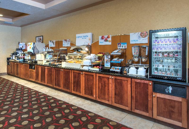 Holiday Inn Express Hotel & Suites Lavonia By Ihg Экстерьер фото